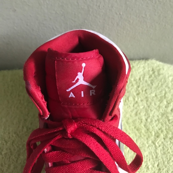 Nike Air Jordan Retro High GS Silver 705300-602 Size 6Y - Picture 8 of 10